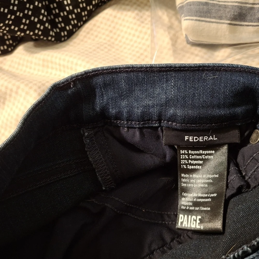 Paige.Women's Blue Jeans